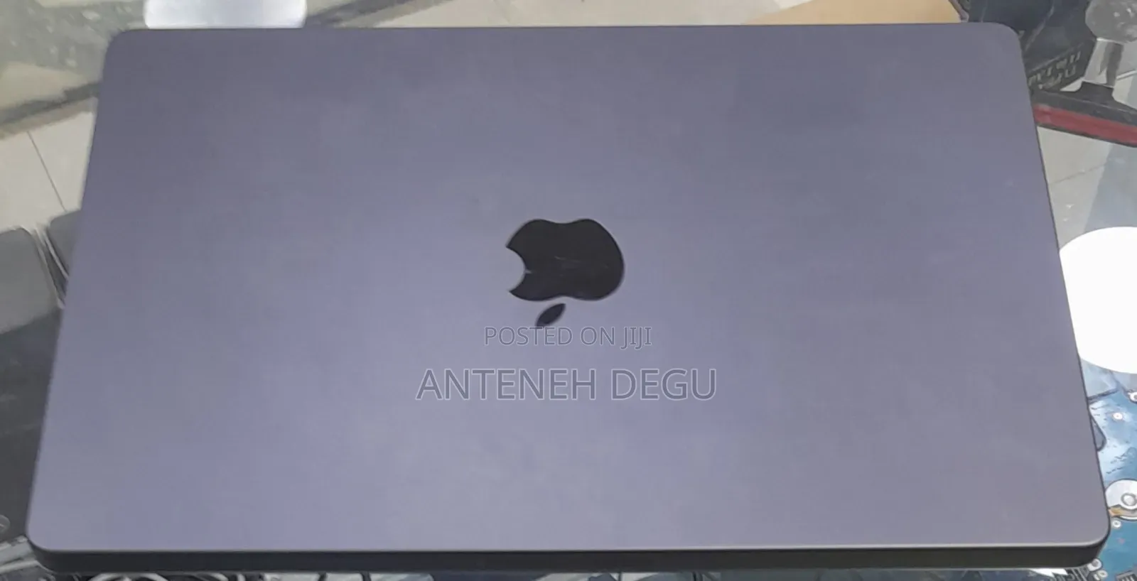 New Laptop Apple MacBook 18GB Apple M3 Pro SSD 1T