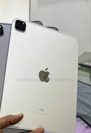 Photo - New Apple iPad Pro 11 (2020) 128 GB Silver