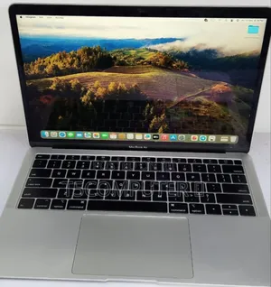 Photo - New Laptop Apple MacBook Pro 2019 8GB Intel Core I5 SSD 256GB