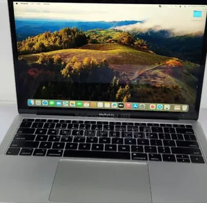 New Laptop Apple MacBook Pro 2019 8GB Intel Core I5 SSD 256GB