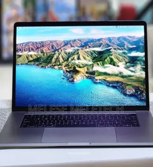 New Laptop Apple MacBook Pro 2017 16GB Intel Core I7 SSD 512GB