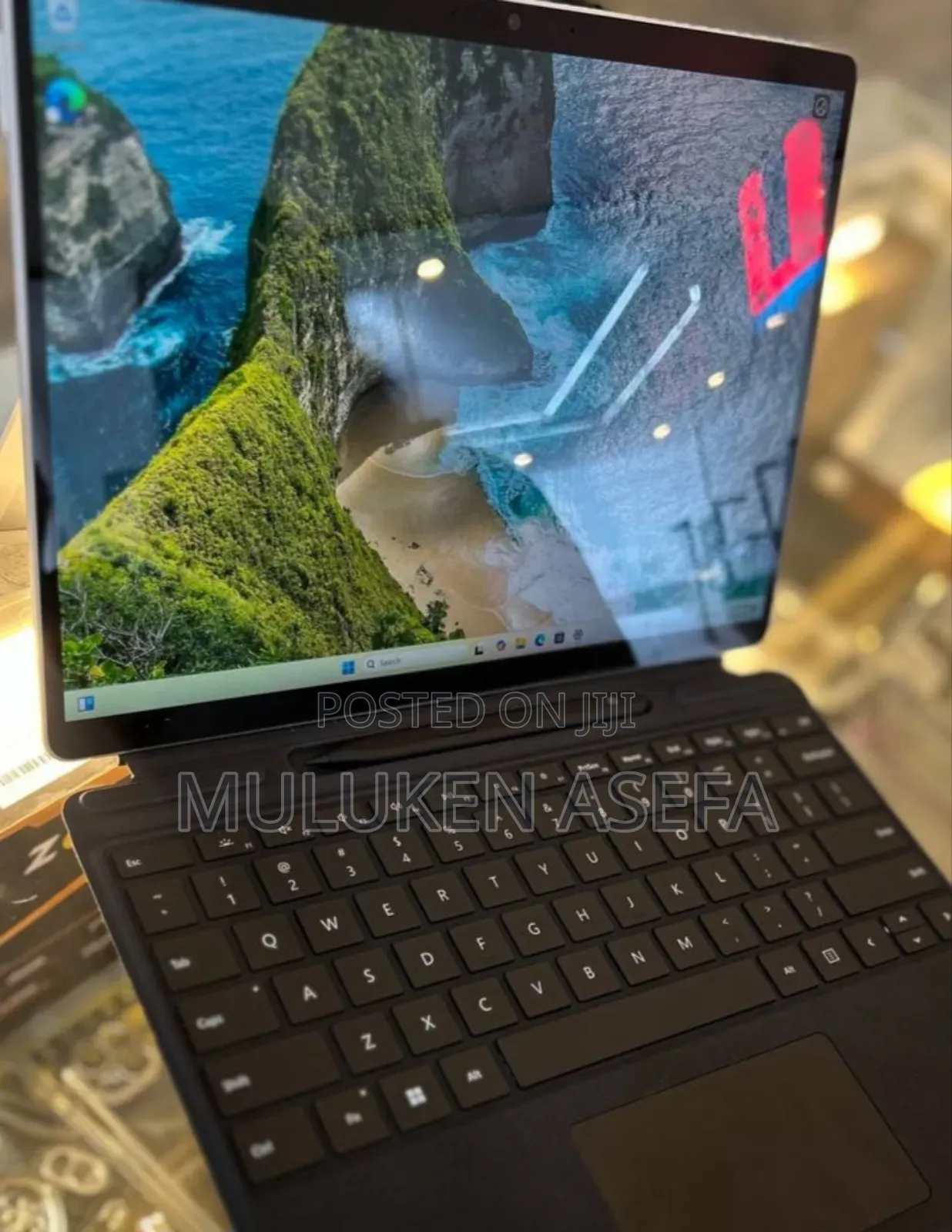 New Laptop Microsoft Surface 8GB Intel Core I7 SSD 256GB