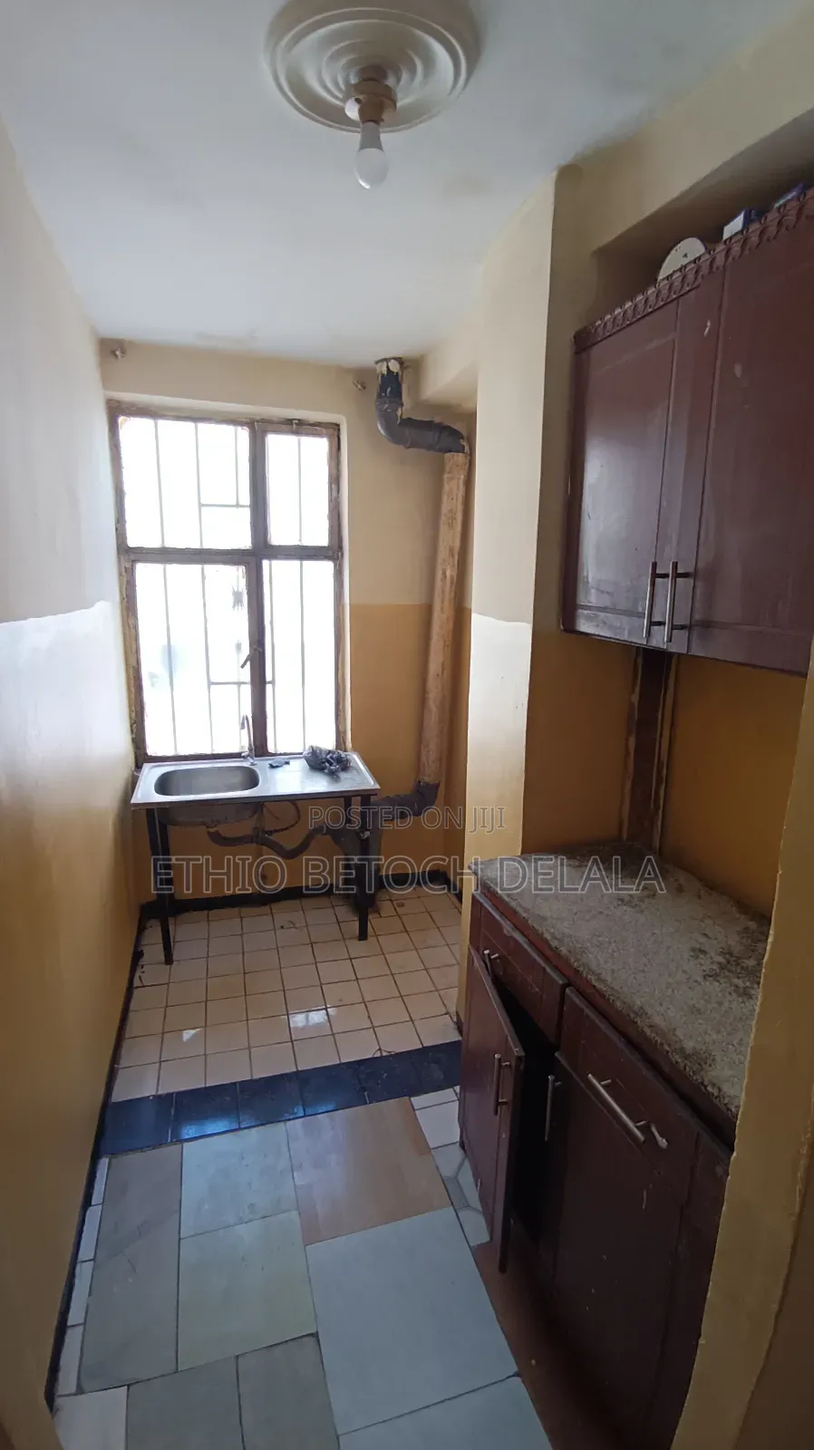 Furnished 1bdrm Apartment in አራብሳ, Bole for sale