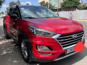 Hyundai Tucson 2018 Red