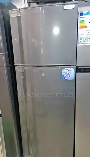 Midea 277 L Deep Freezer – Spacious Reliable Cold Storage
