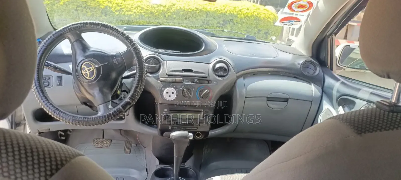 Toyota Vitz 2003 Silver