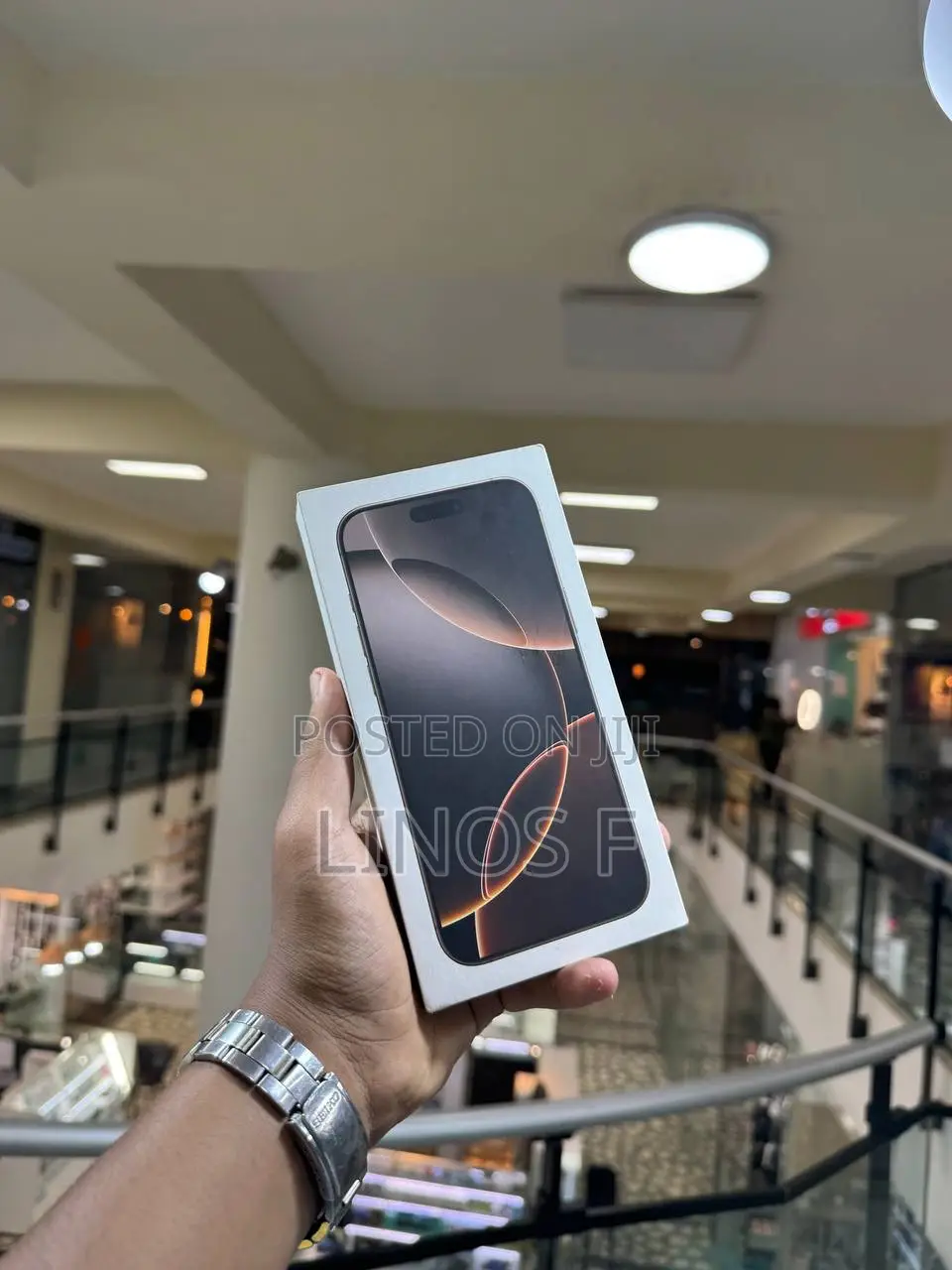 New Apple iPhone 16 Pro Max 256 GB Gold