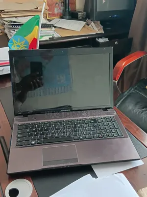 Laptop Lenovo IdeaPad Z570 8GB Intel Core I3 HDD 500GB