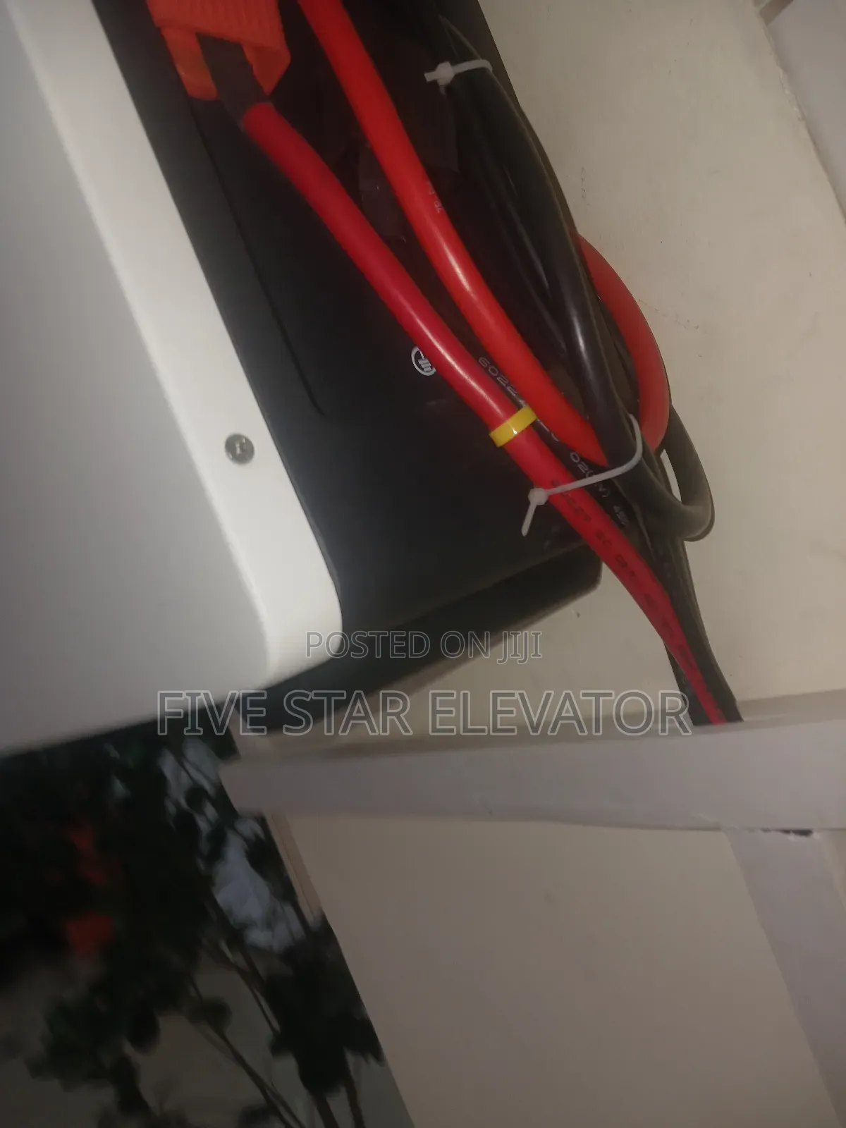 12kw Srne Hybrid Inverter With 15.36kwh Srne Lithium Battery System