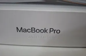 New Laptop Apple MacBook 32GB Apple M1 Max SSD 1T