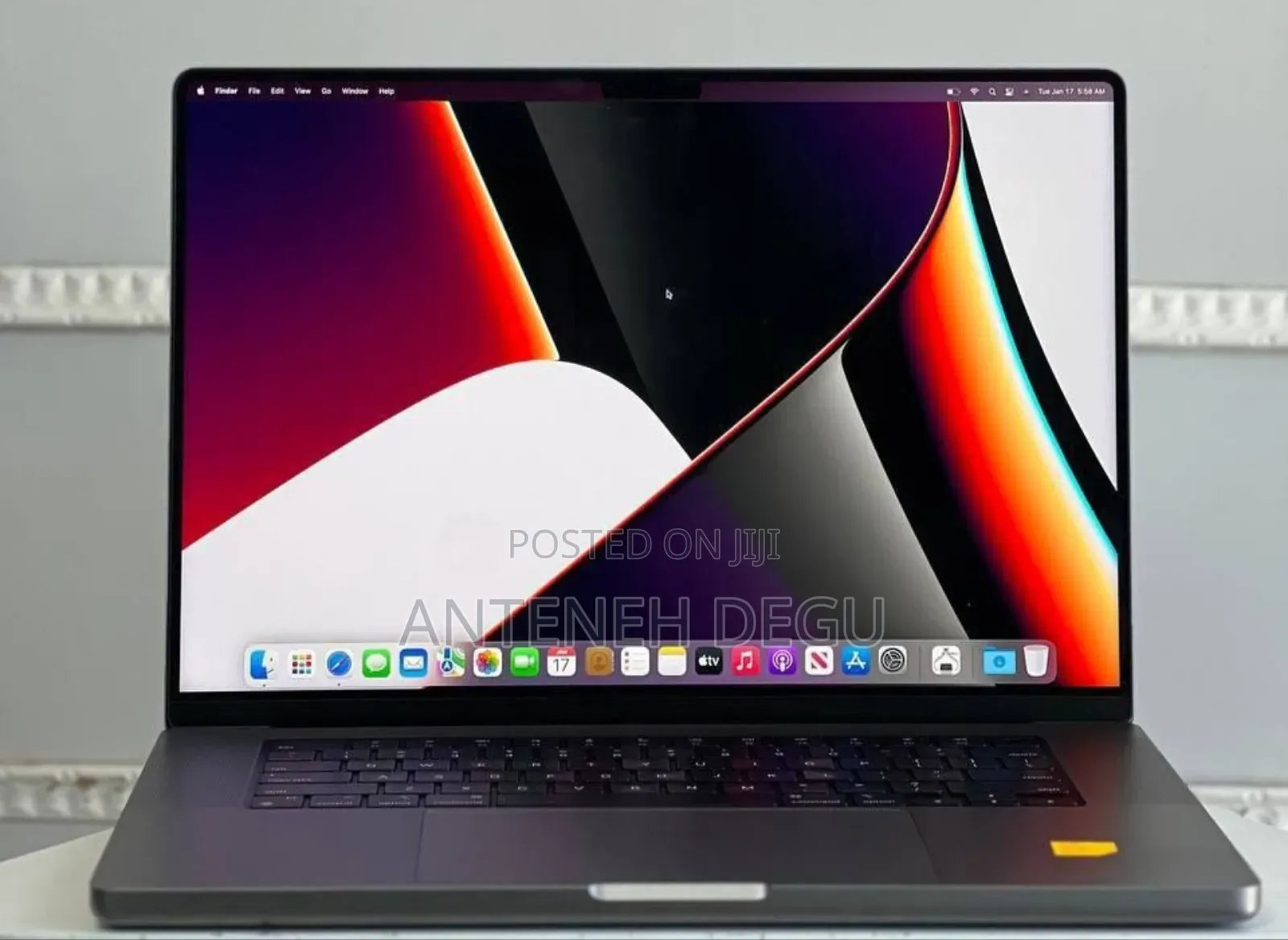 New Laptop Apple MacBook 32GB Apple M1 Max SSD 1T