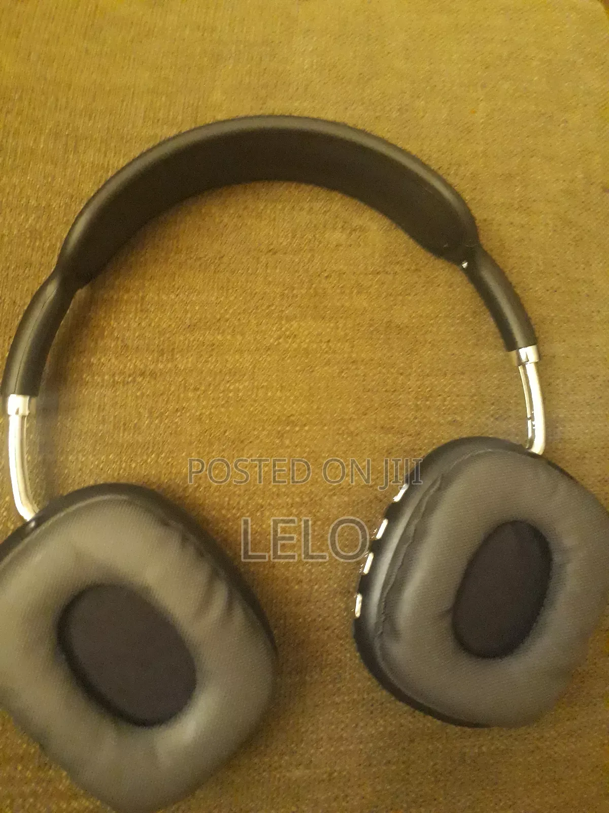 P9 Wireless Headset