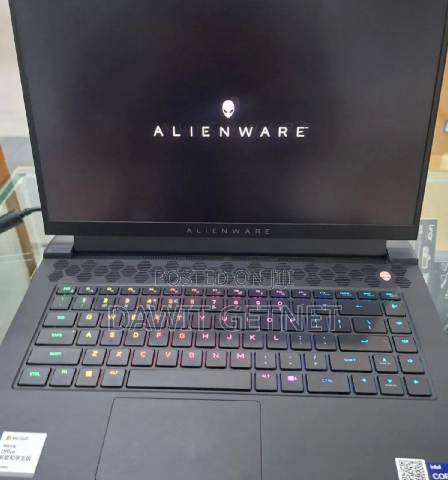 New Laptop Alienware Area-51m 32GB Intel Core I9 SSD 1T
