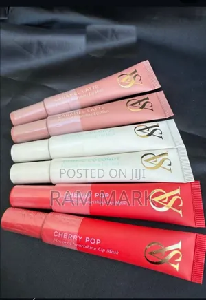 Photo - Victoria Lipgloss