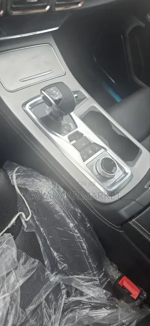 New Jetour X70 Plus 2022 Red