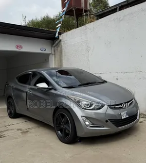 Photo - Hyundai Avante 2014 Gray