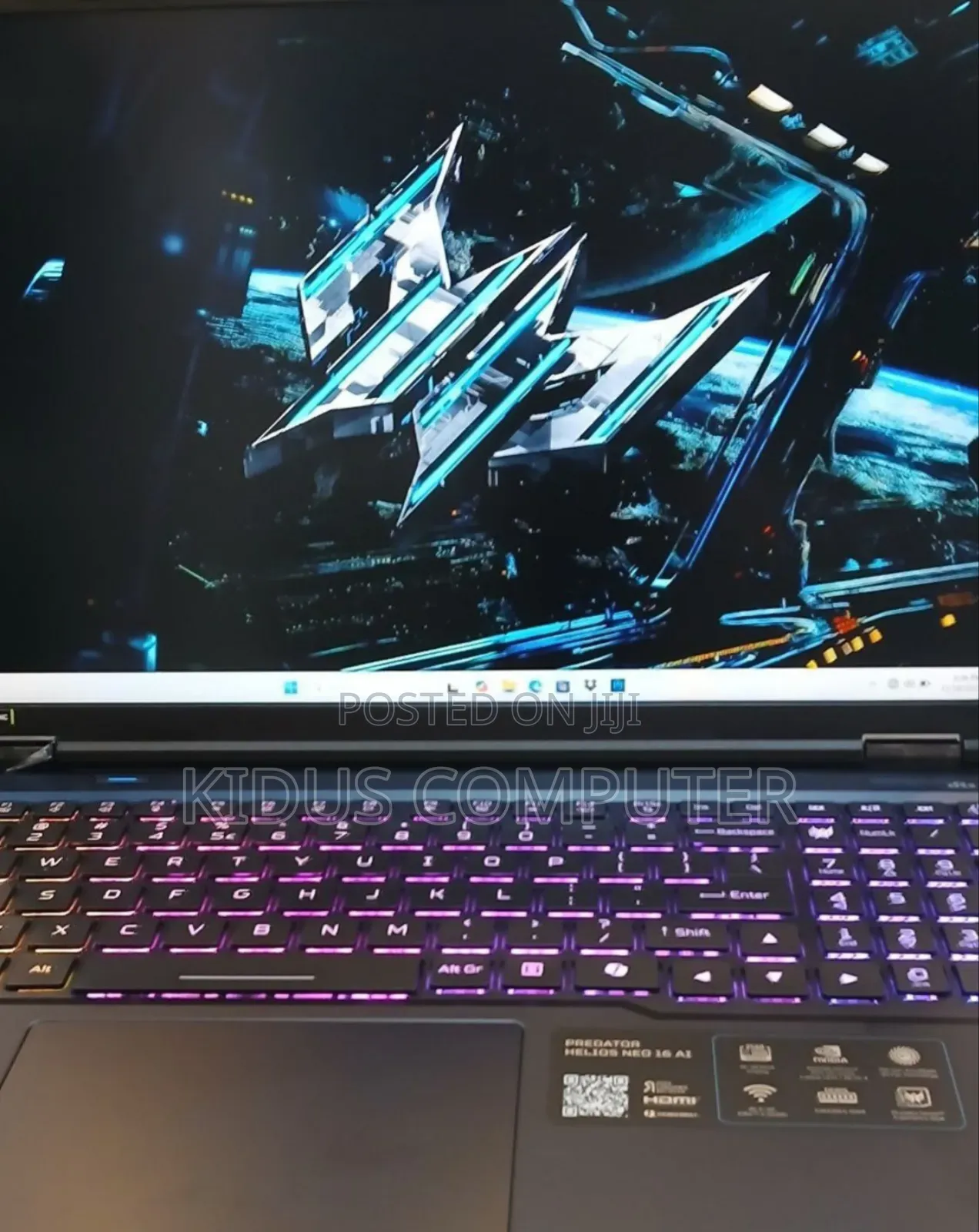 New Laptop Acer Predator Helios 300 32GB Intel Core Ultra 9 SSD 1T