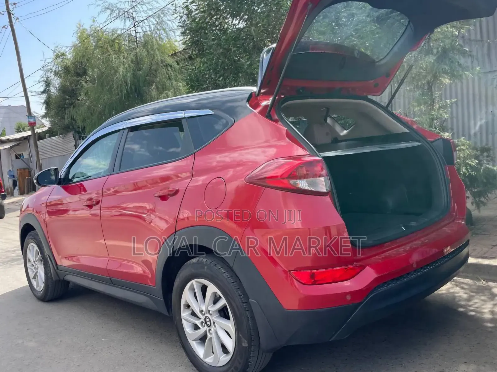 Hyundai Tucson 2018 Red