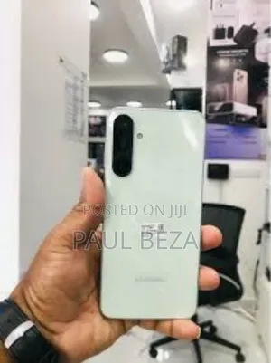 New Samsung Galaxy M16 128 GB Purple