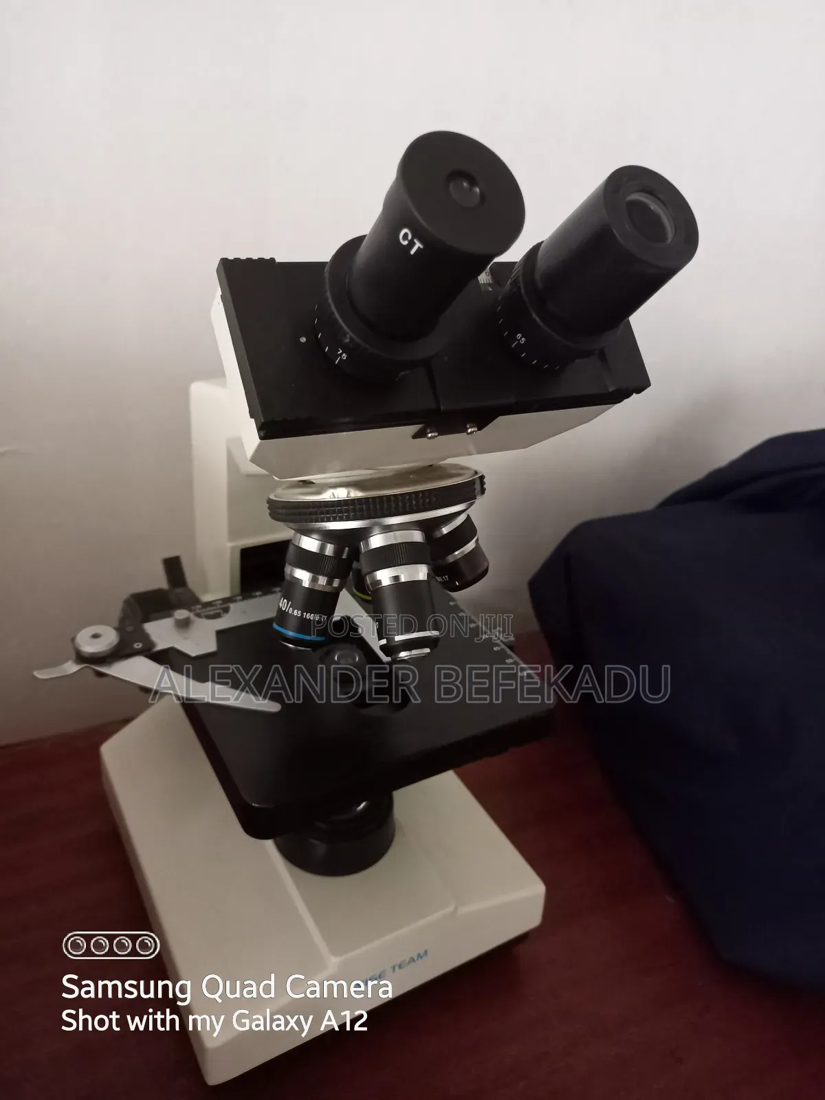 Microscope