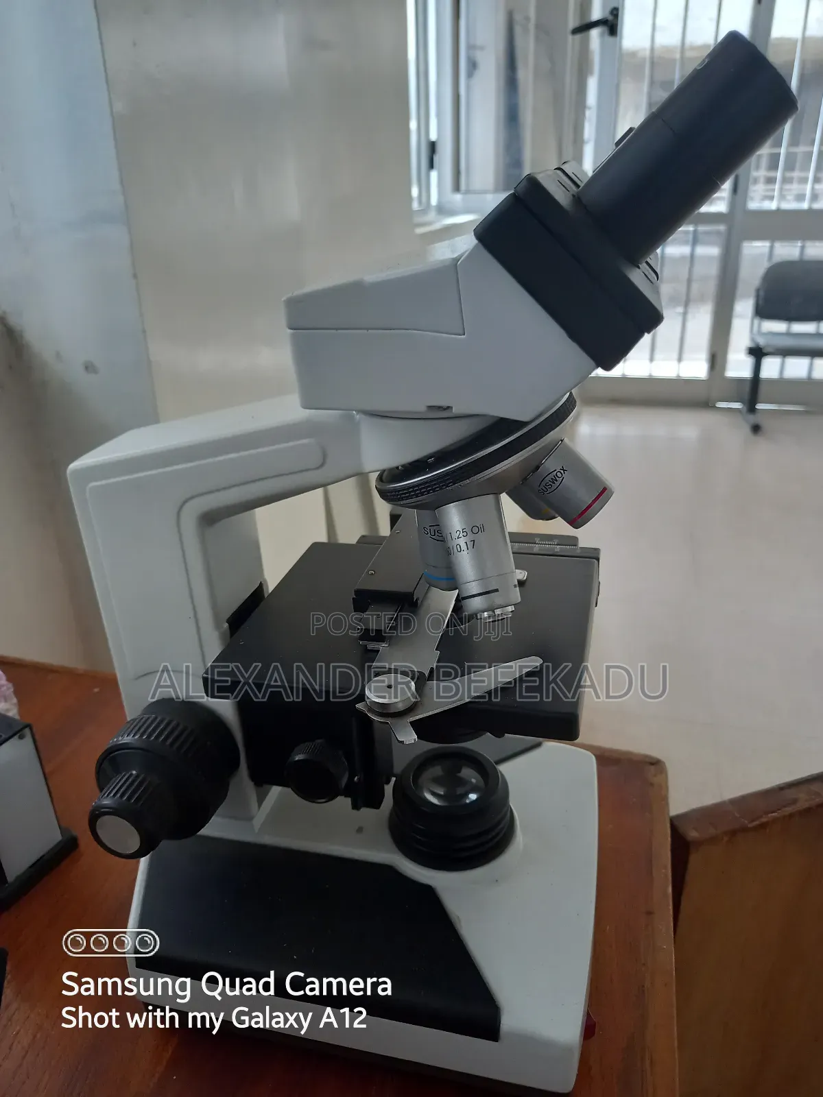 Microscope