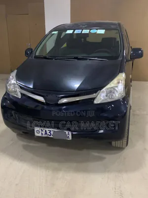 Toyota Avanza 2013 Black