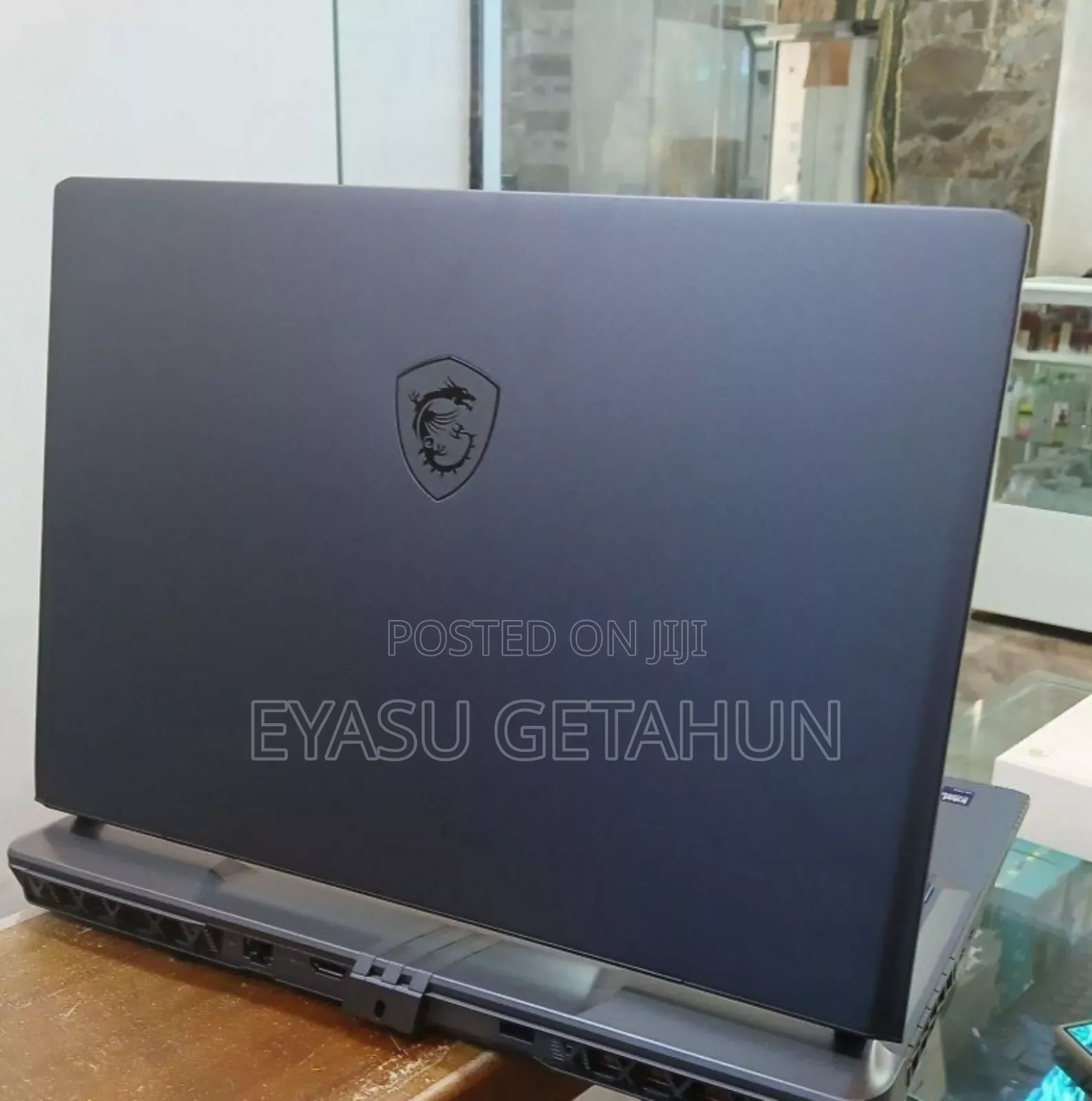 New Laptop MSI Vector 16 HX AI A2XWIG 16GB Intel Core Ultra 7 SSD 1T