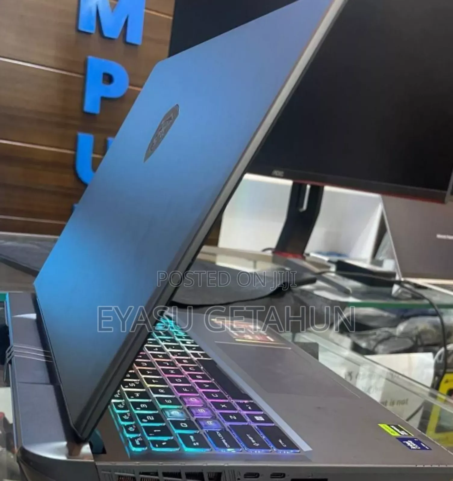 New Laptop MSI Vector 16 HX AI A2XWIG 16GB Intel Core Ultra 7 SSD 1T