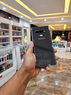 New Samsung Galaxy S10 Plus 512 GB Black