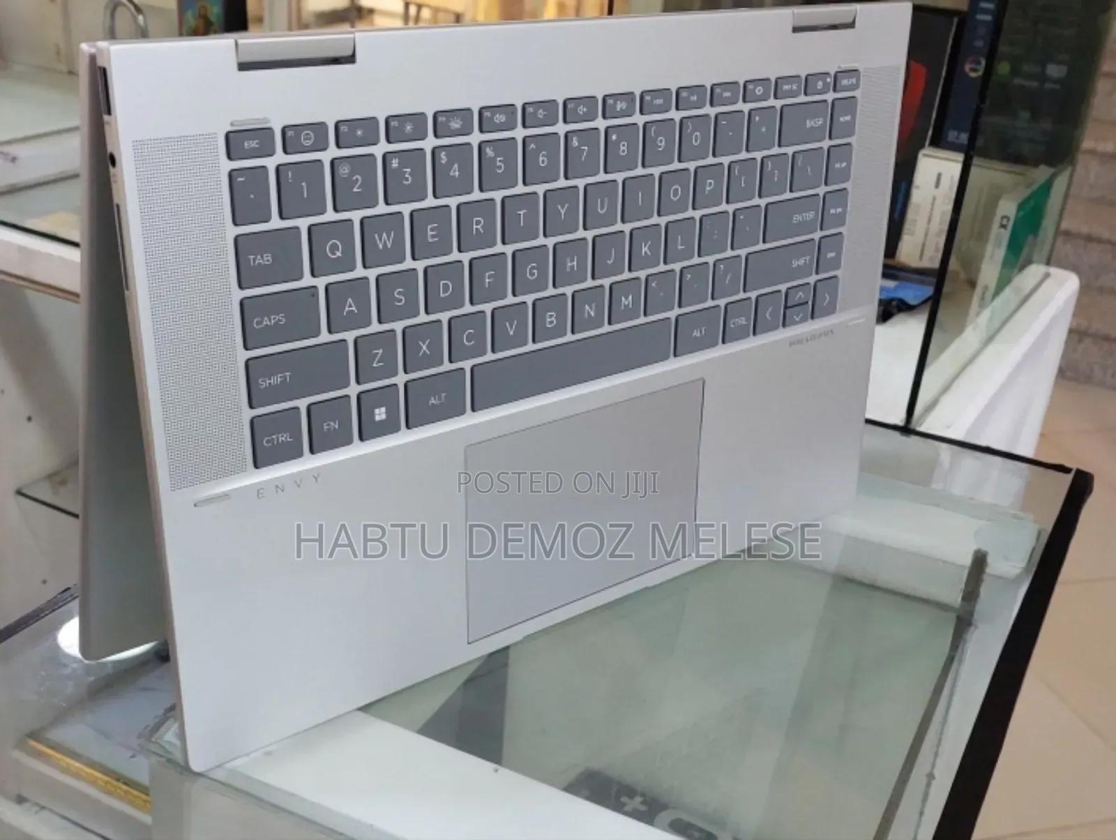 New Laptop HP Envy X360 16GB Intel Core I7 SSD 512GB