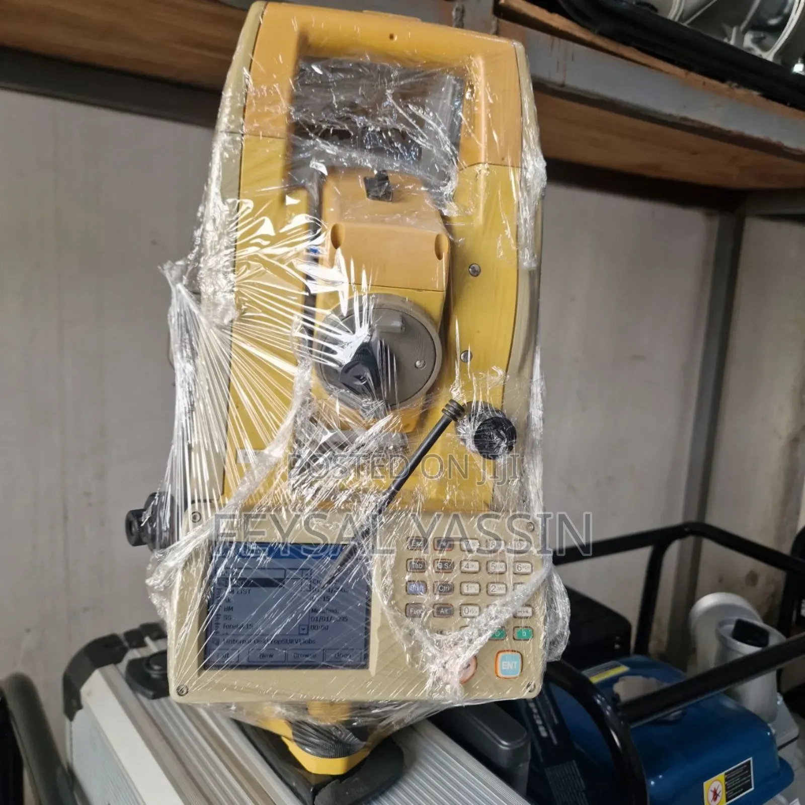 Topcon Total Station