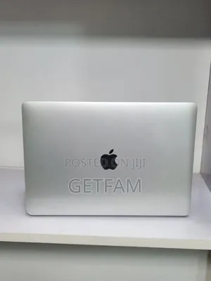 New Laptop Apple MacBook Air 2019 8GB Intel Core I5 SSD 256GB