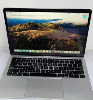 New Laptop Apple MacBook Air 2019 8GB Intel Core I5 SSD 256GB