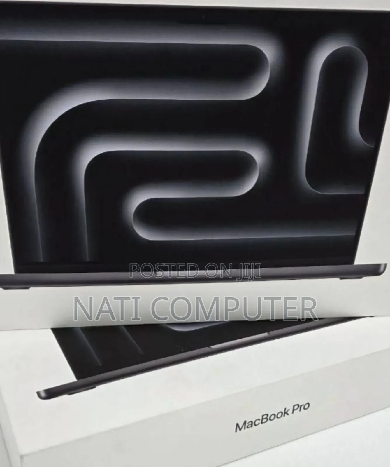 New Laptop Apple Macbook Pro 2025 M5 14-Inch 16GB Apple M5 SSD 512GB