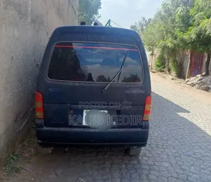 Suzuki Every Wagon 2002 Blue