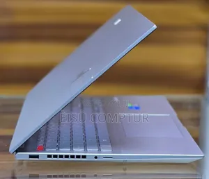 New Laptop Asus VivoBook 15 X505BA 16GB Intel Core I7 SSD 512GB