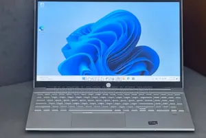 Photo - New Laptop HP Pavilion 10 16GB Intel Core I7 SSD 512GB