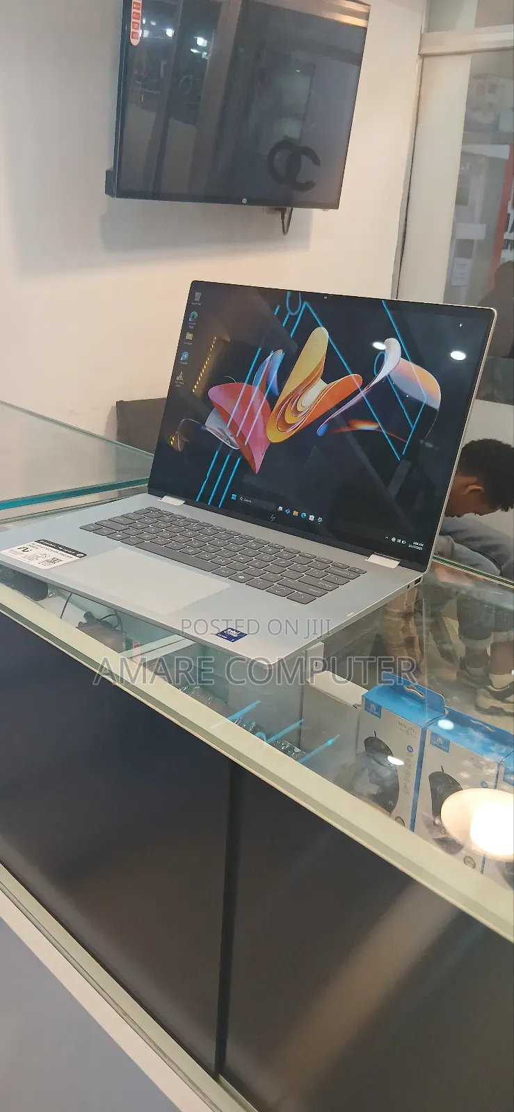 New Laptop HP OmniBook 5 16" 16GB Intel Core Ultra 7 SSD 1T