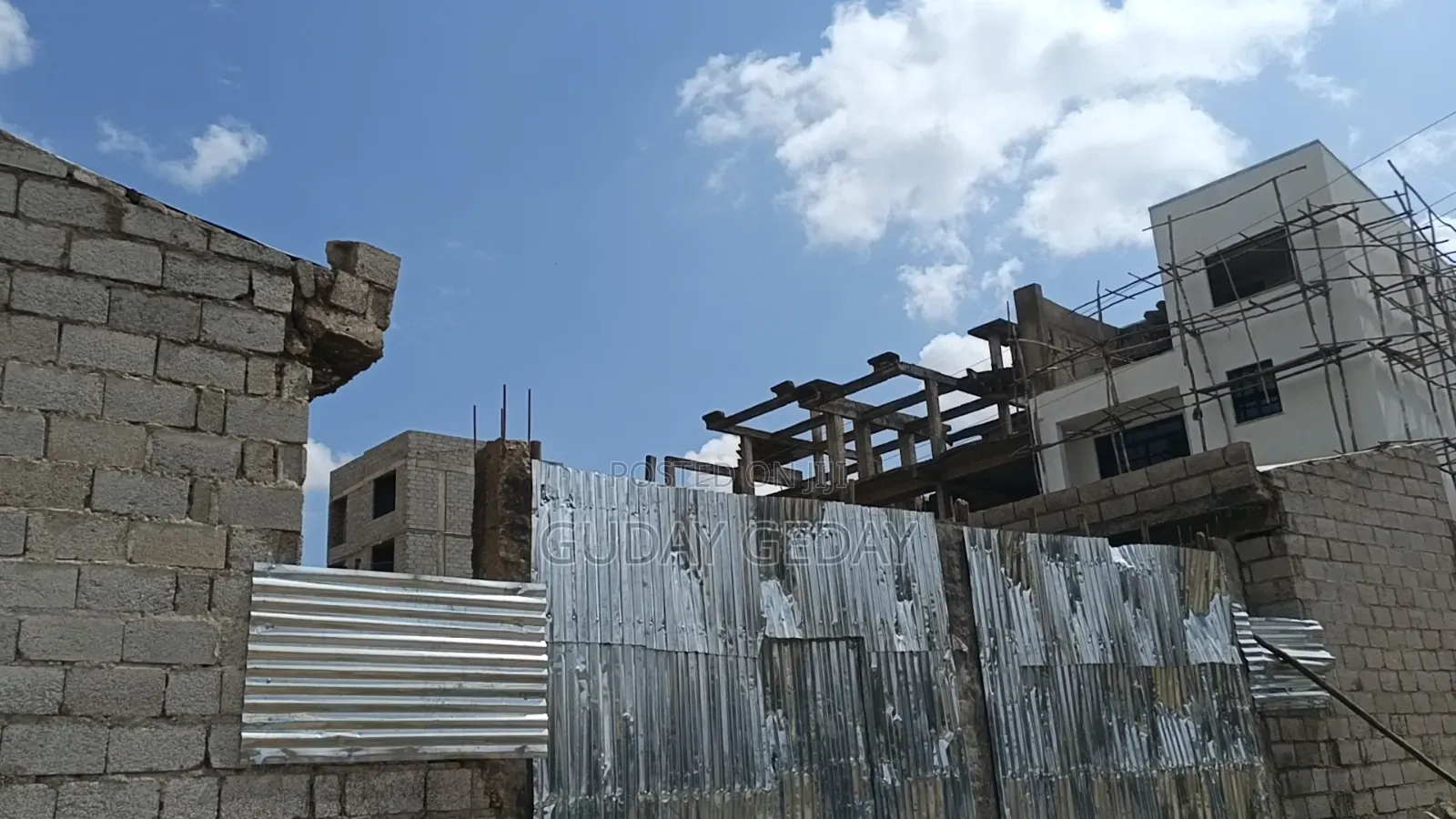 350 ካሬ ባዶ ቦታ ቃሊቲ ገብረኤል ከዋና አስፓልት ግልባጭ