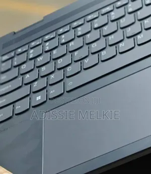 Photo - New Laptop Lenovo Yoga 7i 16GB Intel Core I7 SSD 1T