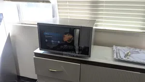 Photo - Microwave Midea