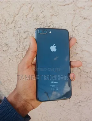 Apple iPhone 8 Plus 64 GB Black