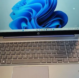 Photo - New Laptop HP Pavilion 10 16GB AMD Ryzen 7 SSD 512GB