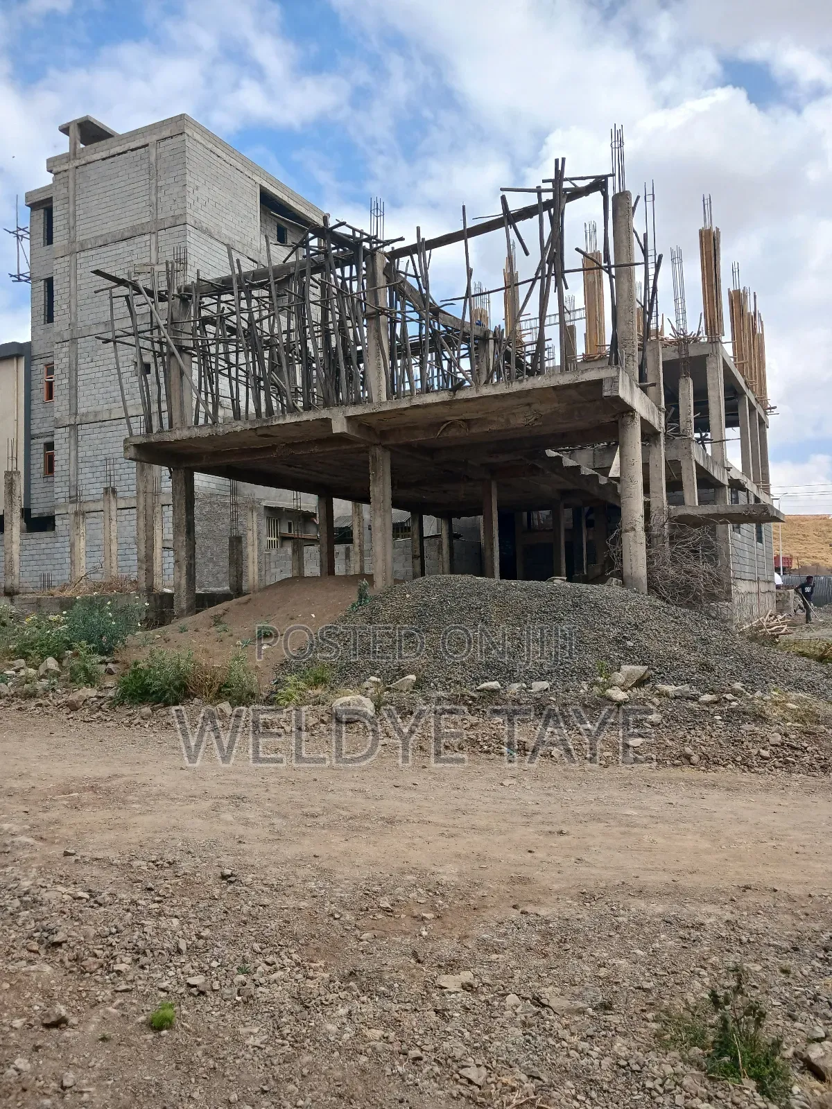 1bdrm House in Yeka for sale