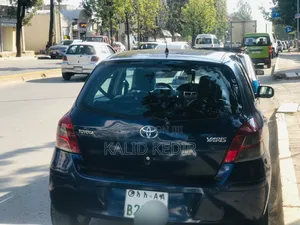 Toyota Yaris 2010 Blue