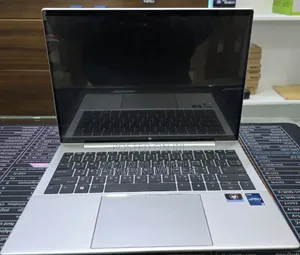 New Laptop HP Dragonfly Folio 16GB Intel Core I7 SSD 512GB