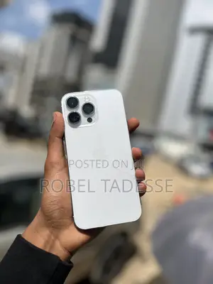 Photo - Apple iPhone 14 Pro Max 128 GB White