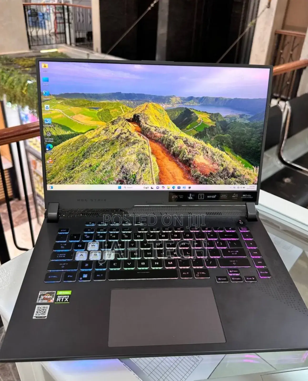 New Laptop Asus ROG Strix G15 16GB AMD Ryzen 9 SSD 512GB