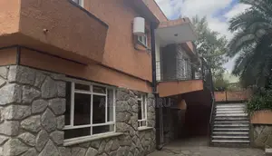 3bdrm House in Private Compound, Arada for rent