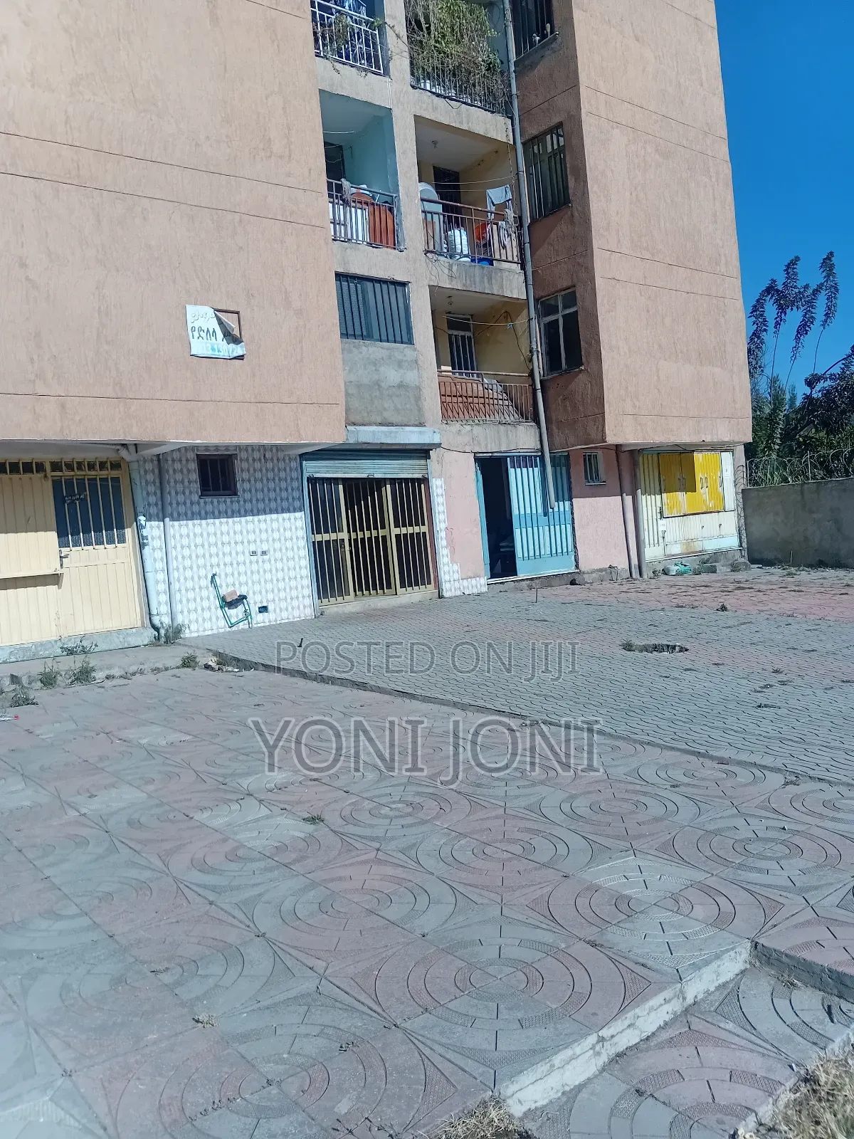 Furnished 1bdrm Condo in Arada for rent